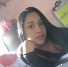 Emily-Jones09