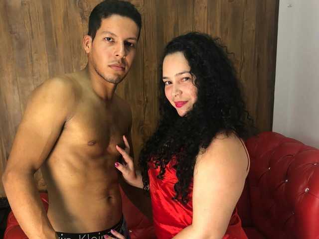 LatinCouple23