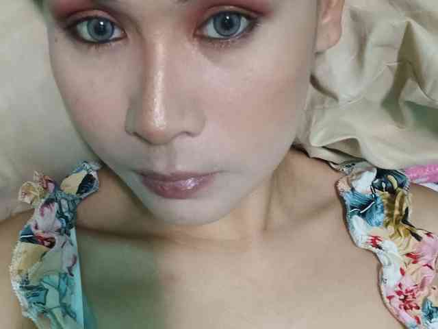QueenJULIA14