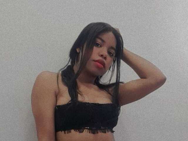 AshleyPaigex4