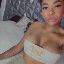 lucyhot4