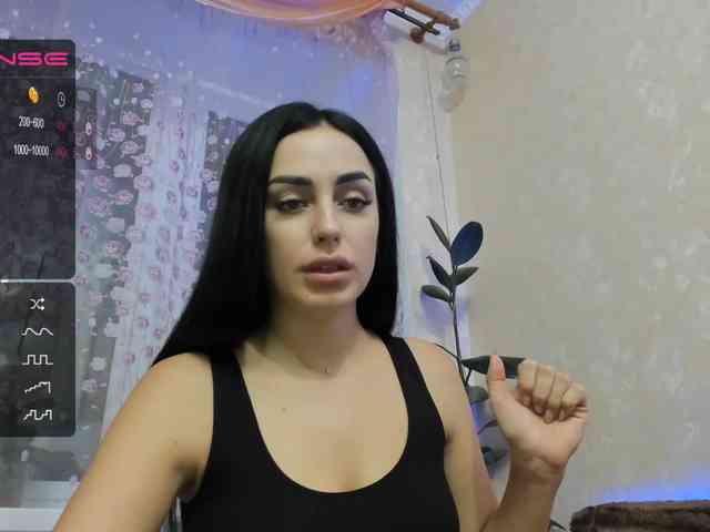 __MADWOMAN__