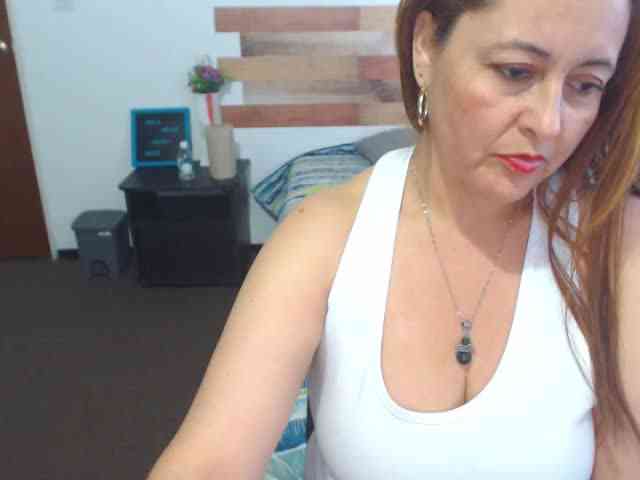 yesenia1975