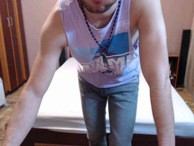tommy_levis
