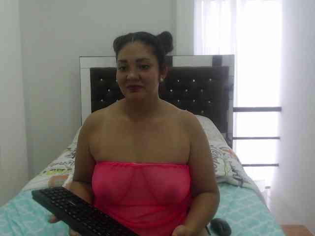 Honey-Girl-km