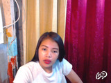4 snimak modela Skinnypussy