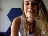 9 snimak modela Sunnysmile