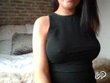 2 snimak modela BustyPregMilf