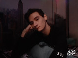 11 snimak modela GayBro