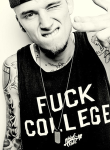 lol245 photo 2940933 thumbnail