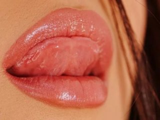 A Live Cam Attractive Woman Is What I Am And My Age Is 24 Yrs Old, I Am A Brunette