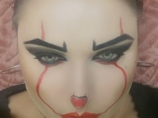 28 Is My Age, A Webcam Gorgeous Girl Is What I Am And I Am A Brunette
