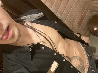 I'm 27 Yrs Old! I Am A Brunette! At BongaCams I'm Named ArtiWolf