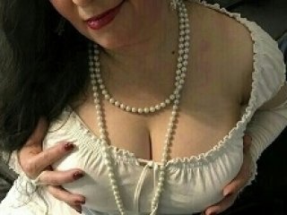 My Name Is Charminglady4, I'm 44 Years Old! A Live Chat Charming Honey Is What I Am