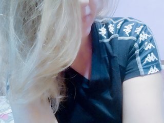I Am A Blonde, A Webcam Delectable Bimbo Is What I Am