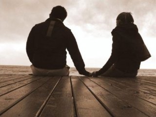 We Are A Live Chat Sexy Couple And We Are Brunette