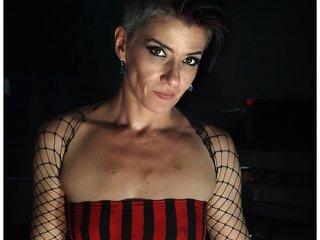 I'm A Camming Hot Female, I Am A Brunette 2