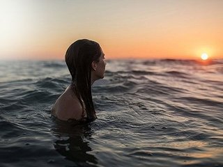 I Am A Brunette And I'm A Sex Webcam Engaging Honey