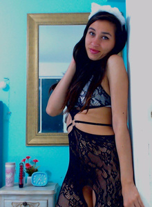 vicktoria_hot kiss for you photo 4430915