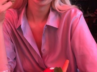 My Name Is AlienElen And 18 Is My Age