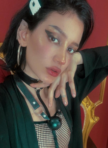 Georgina-Knox photo 5326829 thumbnail