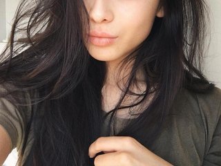 I'm A Sex Webcam Attractive Lady And I'm 22 Yrs Old And I Am A Brunette