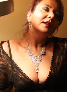 eva-mature photo 5653538 thumbnail