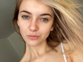 LouisaXBerry
