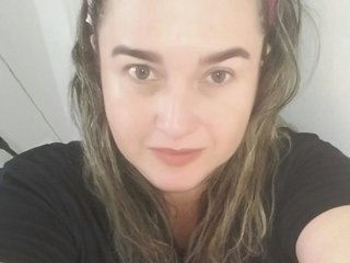 People Call Me Abbys-10smith! A Camwhoring Beautiful Girl Is What I Am, My Age Is 32 Yrs Old