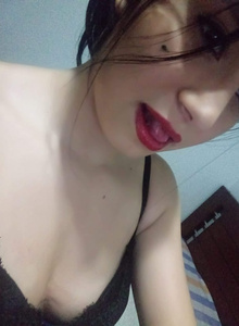 YIYHI PUSSY photo 5003615