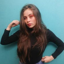 Chloe-Sweet69