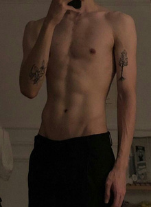 P-e-t-r photo 5045099 thumbnail