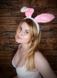 PollyShow Your sweet Bunny is waiting for you photo 5060522