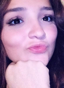 emilibluntw hello babys welcome to my room photo 5176796