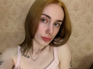 My Age Is 18 Years Old, A Camming Luscious Woman Is What I Am, I Am A Brunette