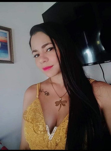 estephanie-34 kiss photo 5223049