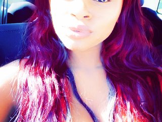 27 Is My Age! I Am A Brunette And I'm A Live Cam Beautiful Babe