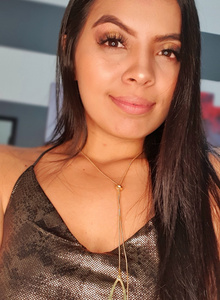 hillaryjones me photo 5235825