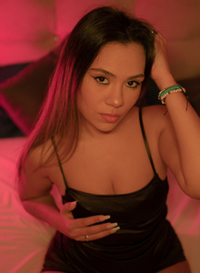 LorettaRobin photo 5314875 thumbnail