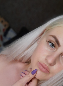 xXxStrawberry I am photo 5339862