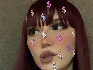 People Call Me LeonaLindeman And I Am From Moscow And I'm A Live Cam Appealing Bimbo