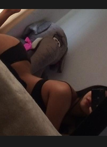 AmyandAxel photo 5424686 thumbnail