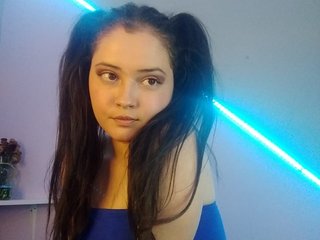 Alicia-Hard