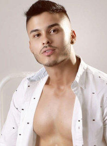 AngeloOpry Dime si nos complacemos fantasías? photo 5459586