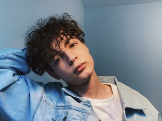 My BongaCams Model Name Is HenryCush And My Age Is 18 Years Old