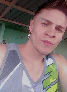 Andyblue18 My face photo 5831713