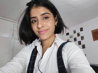 I Am A Brunette And My Name Is Miiasugar! I'm A Sex Cam Irresistible Sweet Thing