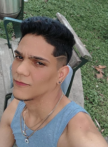 BruceBranly hey guys, I'm everything you're looking for and mu photo 5837542