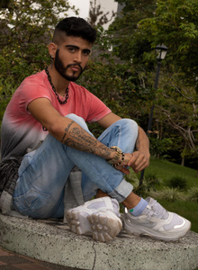 I close my eyes to be with you