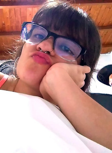 brit and mily la pareja de novias mas ardiente